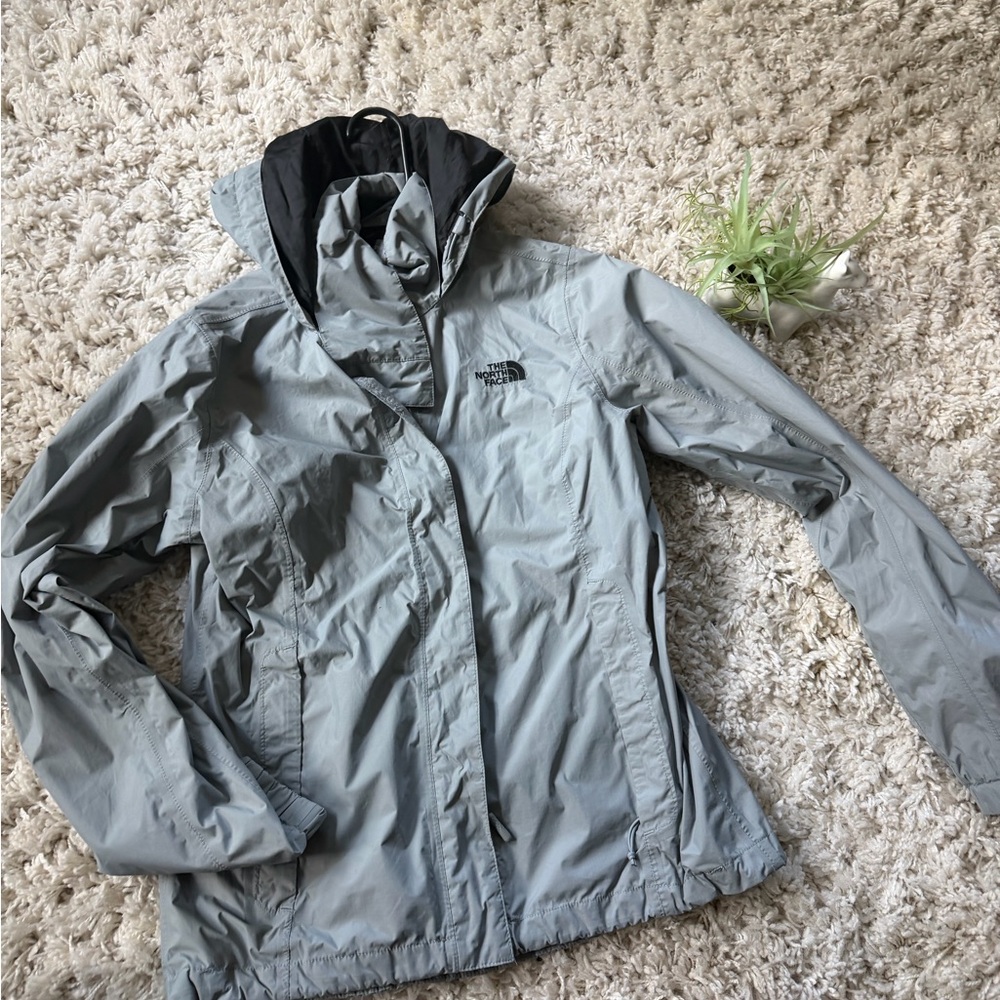 The North Face Women's Gray Ski  vented winter Jacket
